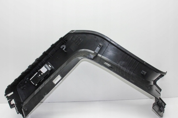 MOULURE DÉCORATIVE COUVERCLES DE COFFRE SEAT ATECA (KH7) 575867761A 1.5L GASOLINE 110KW