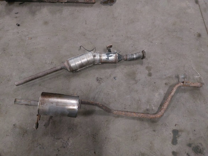 ÉCHAPPEMENT ENSEMBLE CATALYSEUR PUSTY DACIA SANDERO I 1.5 DCI 8200774460