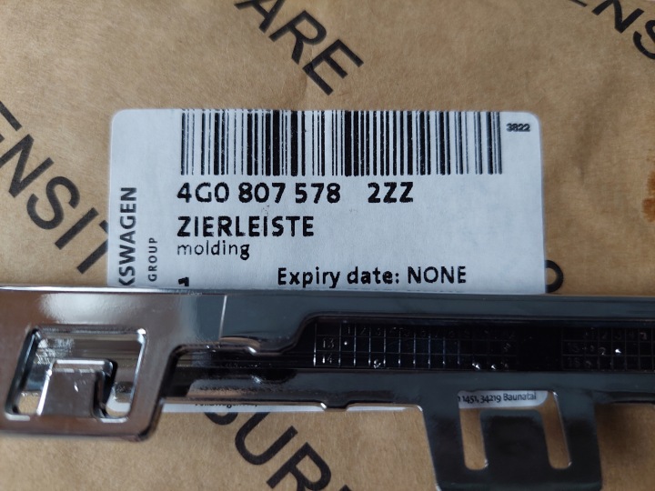 MOULURE PARE-CHOCS CHROME CENTRALE AUDI A6 C7 4G0 LIFT NEUF