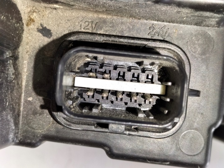 PHARE AVANT PROJECTEUR GAUCHE DACIA SANDERO 3 III LOGAN III 21-