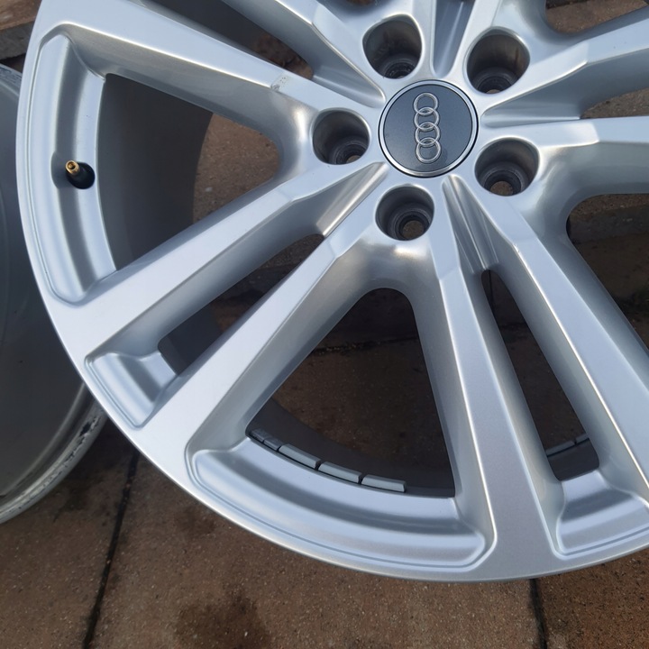 LLANTA 20CALI 5X112 9J ET33 AUDI Q7 SQ7 BUEN ESTADO 