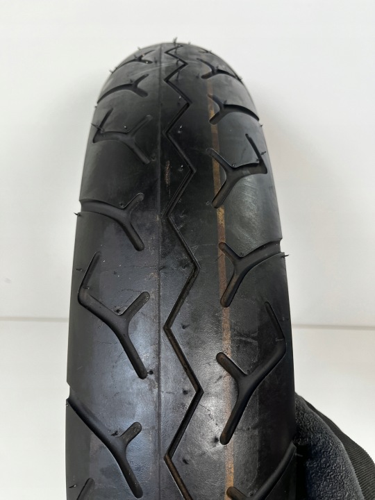 PNEU MOTOCYCLETTE BRIDGESTONE EXEDRA G701 110/90ZR17 M/C 62H TT ANNÉE 2005
