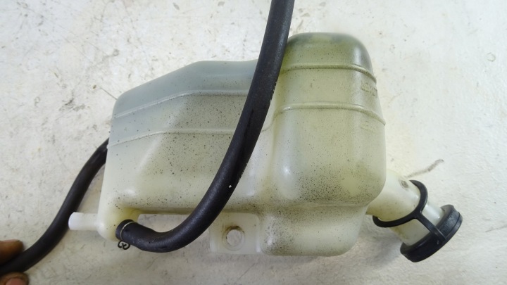 HONDA MAGNA VF 750 RC43 RÉSERVOIR D'EXPANSION