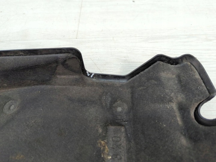 PROTECTION SUPÉRIEURE MOTEUR MERCEDES-BENZ SPRINTER A6510102367