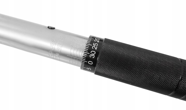 CLÉ DYNAMOMETRYCZNY VERS ROUES AVEC BLOCAGE 1/2″ 70-350 NM CERTYFIKAT CALIBRAGE