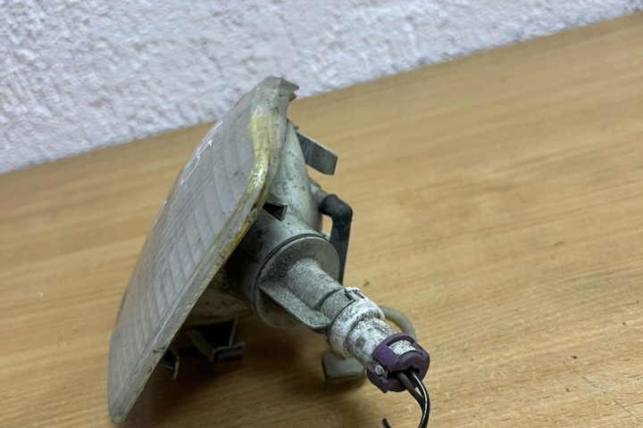 AVANT GAUCHE PHARE CLIGNOTANT VW PASSAT B5 (3B2) 3B0953049C 2.3L
