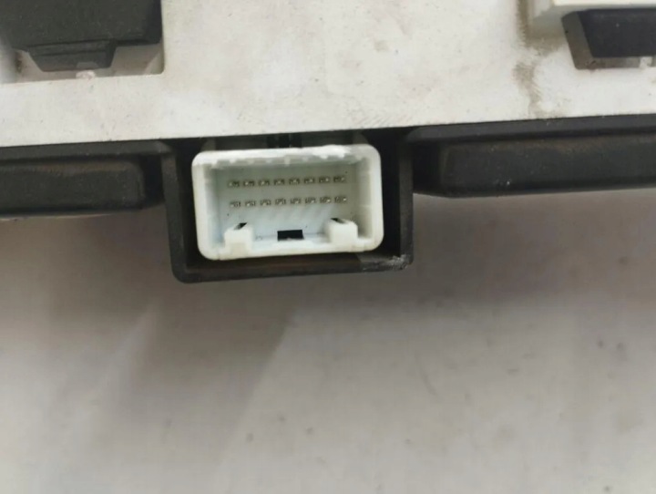 COMPTEUR TOYOTA COROLLA (_E12_) A2C53079938 1.4L DIESEL 66KW 2006