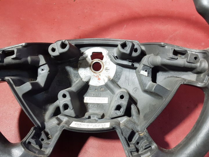 VOLANT MAN TGX TGS TGL TGM EURO 6 81464306047