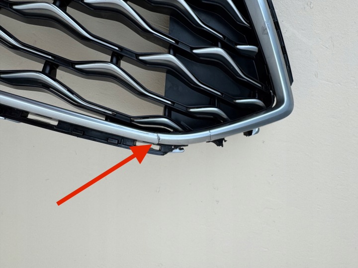 FORD MONDEO MK5 V SPORT VIGNALE 19R- GRILLE CALANDRE PARE-CHOCS JS7B-8200