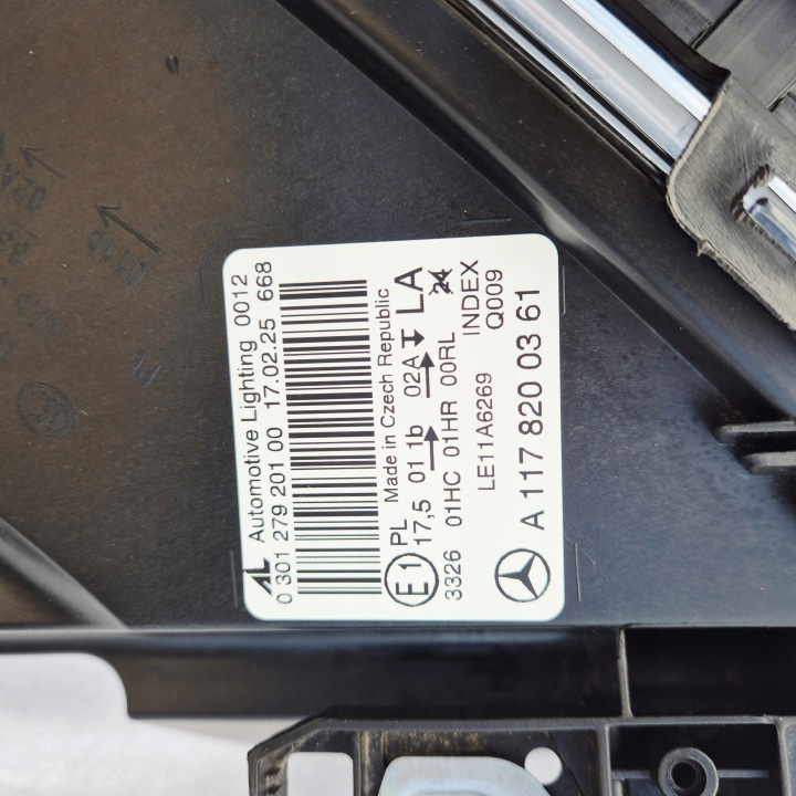 MERCEDES 117 CLA PHARE AVANT GAUCHE
