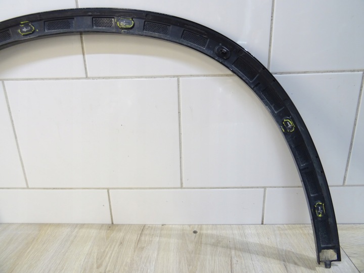 GLC W254 AMG MOULURE GARDE-BOUE DROIT AVANT A2548805802 LLU