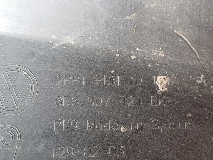 VW POLO 5 V 09- PARE-CHOCS ARRIÈRE 6R6807421BK
