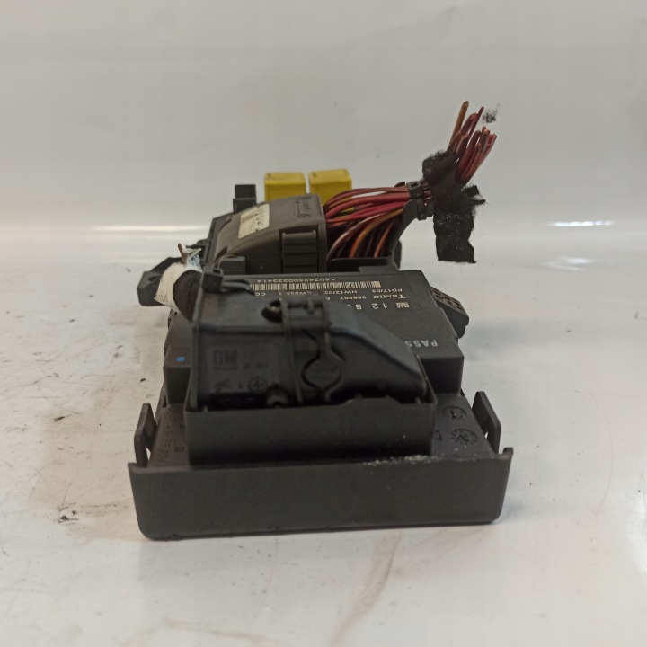 SAAB 93 II 2.2 D BOÎTE FUSIBLES 12785597 12801759