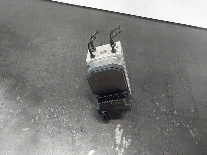 POMPE ABS VOLKSWAGEN PASSAT B5 3B0614111 0273004573 0265220621