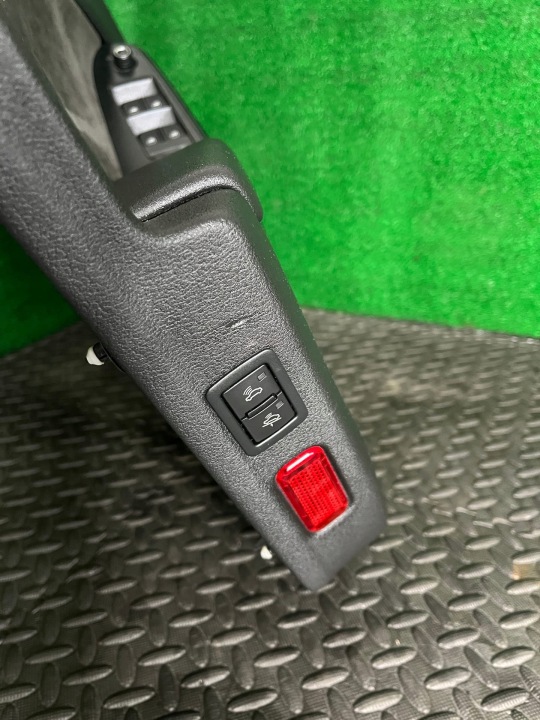 COLLECTEUR PORTES GAUCHE AVANT AVANT GAUCHE AUDI A4 B8 8K1867105