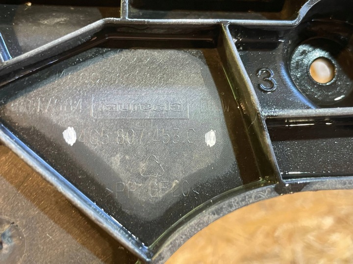 AUDI A6 C7 4G LIFT 14-18 BERLINE GLISSIÈRE POIGNÉE FIXATION PARE-CHOCS GAUCHE ARRIÈRE