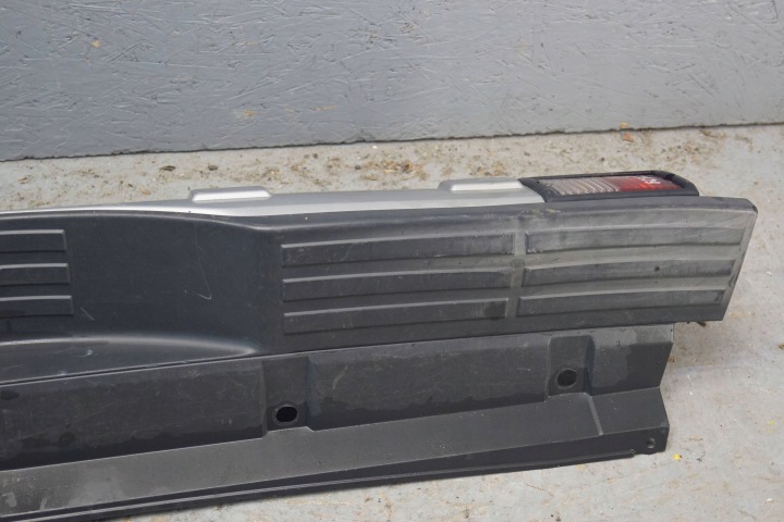 MITSUBISHI PAJERO IV PARE-CHOCS ARRIÈRE (Z2529)