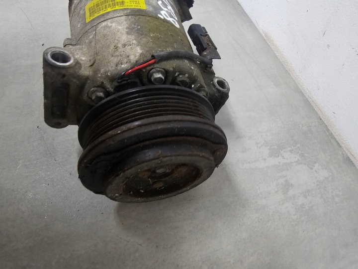 COMPRESSEUR DE CLIMATISATION FORD FOCUS 2012R., 1.0 ESSENCE CV61-19D629-FB