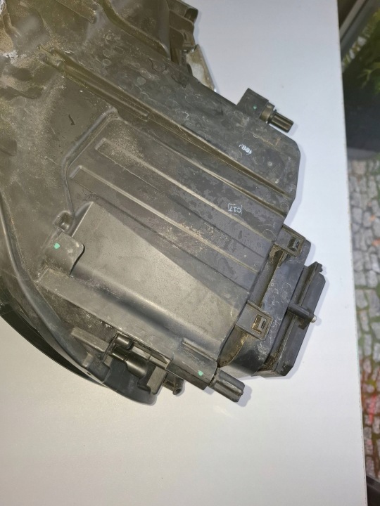 PROJECTEUR PHARE DROITE CÔTÉ VOLKSWAGEN TOUAREG II AVANT RESTYLAGE 7P1941034