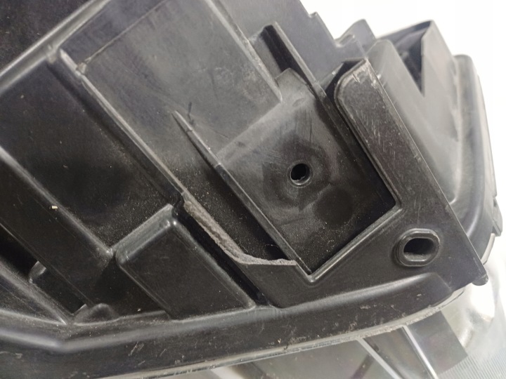 PHARE GAUCHE AVANT AUDI Q3 I 8U0 XÉNON EUROPE