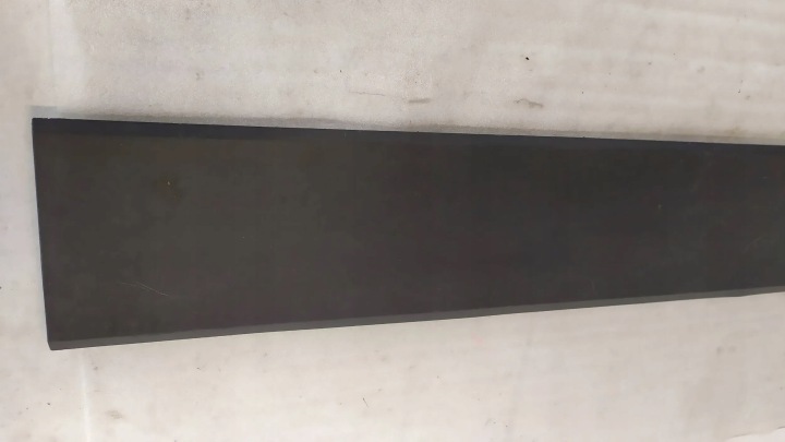 MOULURE LATÉRALE GAUCHE VW CRAFTER II MAN TGE