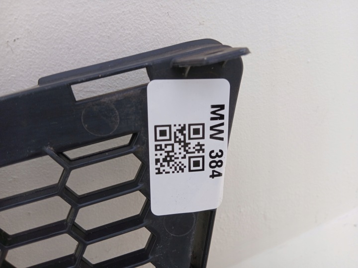 TOYOTA VERSO 1 I 2009- GRILLE CENTRALE PARE-CHOCS AVANT 53112-0F040