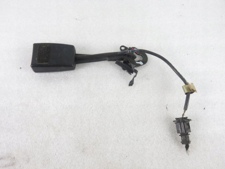 2 CV AGRAFE COURROIES AVANT AUDI A6 (4F2, C6) 8E0857755D