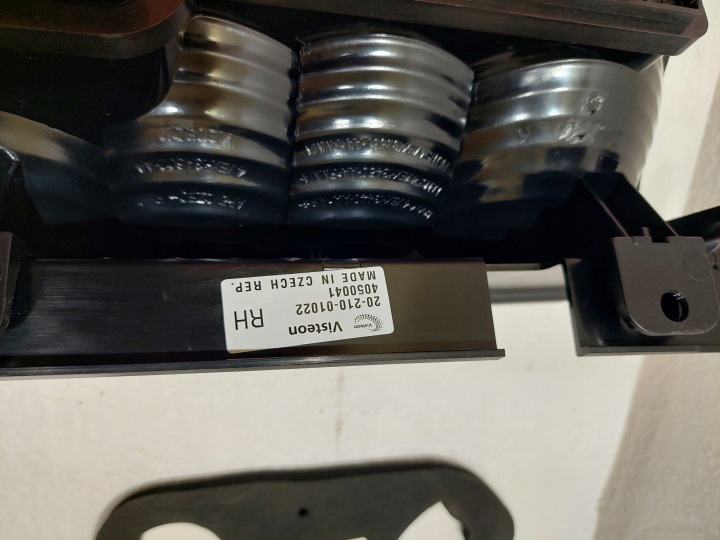 VISTEON/VARROC PHARE ARRIÈRE VW CADDY III 03.04-05.15 DROIT