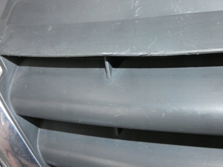 CALANDRE GRILLE FORD KUGA MK-1 AVANT LIFT