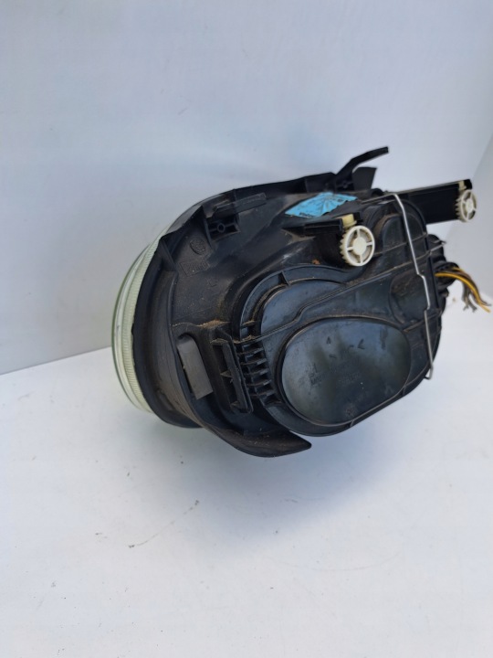 VW GOLF 4 IV PHARE AVANT AVANT GAUCHE EUROPE LENTILLE 1J1941015B