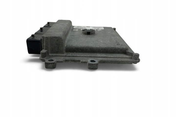 JEDNOSTA GESTIONNAIRE MOTEUR ECU RENAULT CLIO IV (BH_) 237107175R 2014