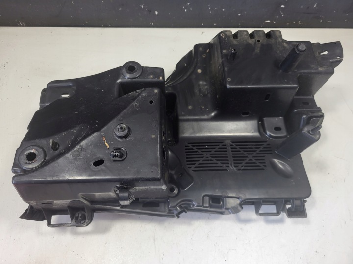 CHÂSSIS PROTECTION FIXATION BOÎTES FUSIBLES PEUGEOT 508 I 9687925880