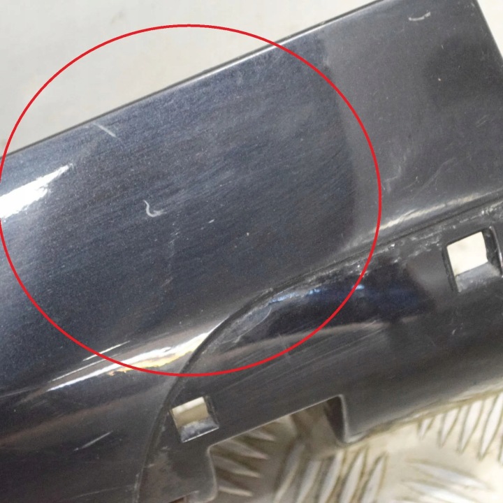 TESLA MODÈLE AVEC PLASTIQUE PROTECTION GAUCHE SEUIL 2016 6005874-00-J