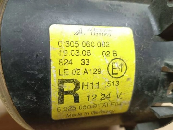 M25 PHARES ANTIBROUILLARD DROIT MINI R52 6925050