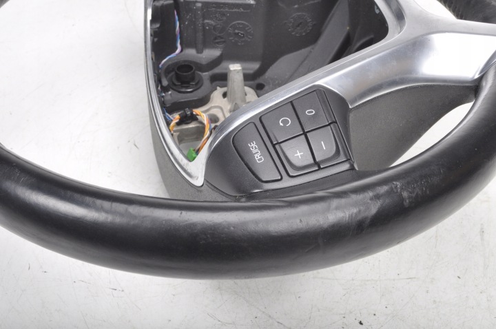 VOLVO V70 S80 XC60 VOLANT CUIR P31271093