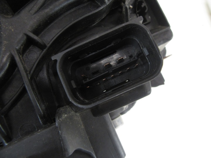 PHARE GAUCHE AVANT AVANT PROJECTEUR BMW 1 E81 E82 E87 E88 EUROPE 7249649