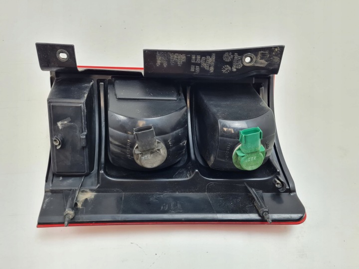 2008 DODGE GRAND CARAVAN PHARE ARRIÈRE 05113205AB