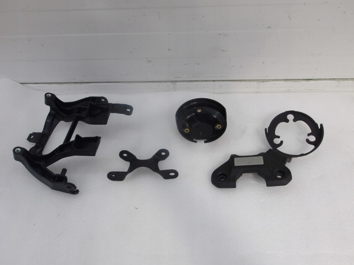 DUCATI SCRAMBLER 800 CHÂSSIS BOUCLIER DE DISPOSITIF CHÂSSIS 247.1.491.1A 829.3.F76.1A