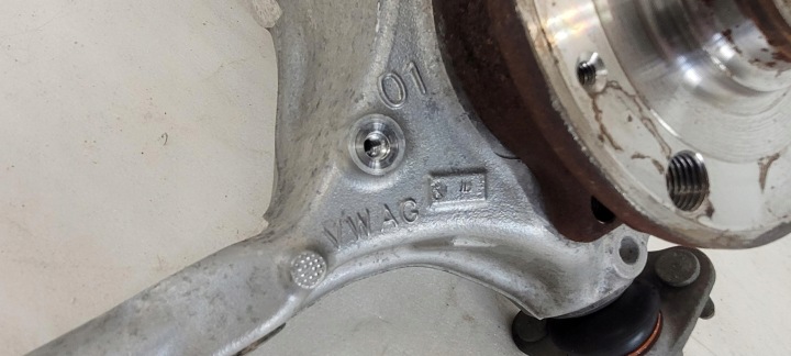 ROTULE DE DIRECTION GAUCHE AVANT SKODA ENYAQ VW ID.3 ID.4 1EA407257J