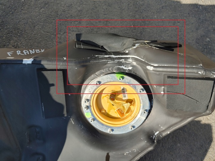 DEPÓSITO COMBUSTIBLES FERRARI CALIFORNIA F149 4.3 B 12R 