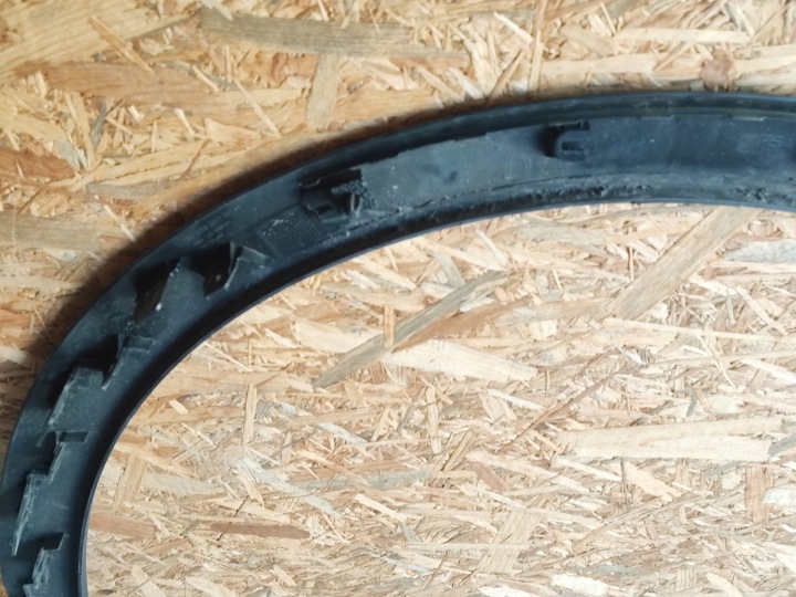 MOULURE REVÊTEMENT DROIT AVANT AVANT CITROEN C4 III 3 20- 9832958980