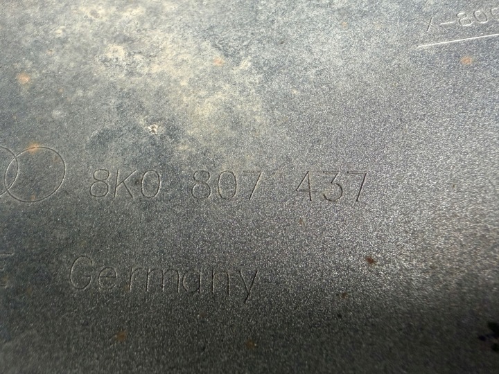 PARE-CHOCS AVANT AVANT AUDI A4 B8 8K 8K0807437