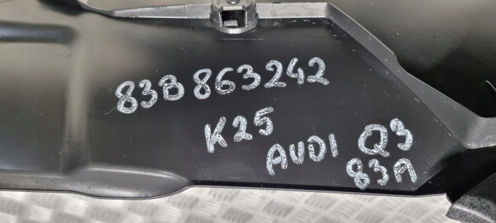 AUDI Q3 83A CONSOLE CENTRALE TUNNEL 83B863242