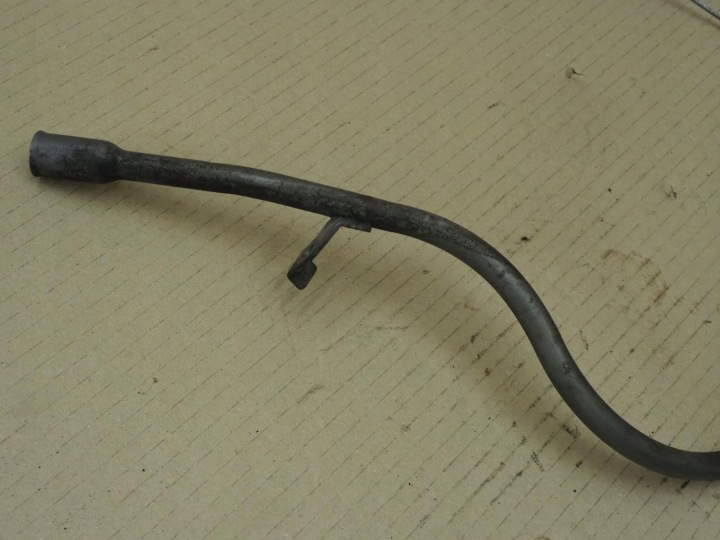 TUYAU SONDE HUILES W212 X204 GLK 4-MATIC 3.0 CDI 64238
