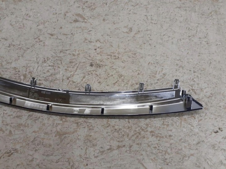 CHROME PARE-CHOCS DOUBLURE AVANT INFINITI QX80 623855ZA0A