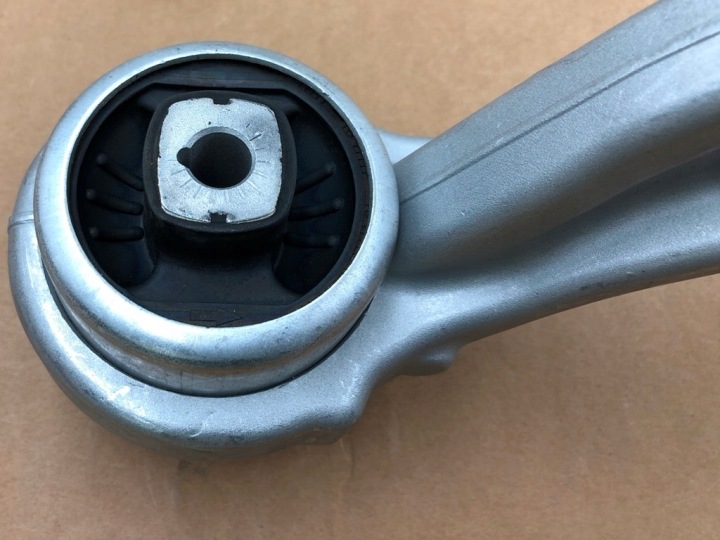 BRAS DE SUSPENSION BARRE DE LIAISON RÉACTIF AXE AVANT GAUCHE 80A407693C VERS AUDI A6 A7 Q5