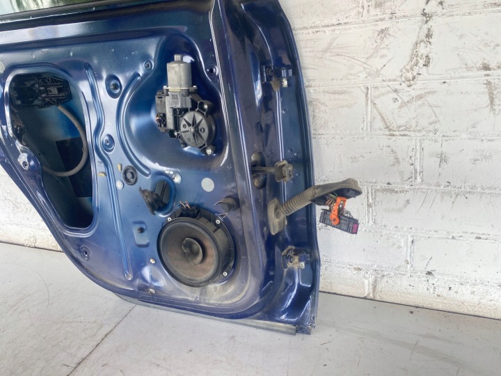 DW VW SCIROCCO PORTES GAUCHE FIOLETOWE LD5Q