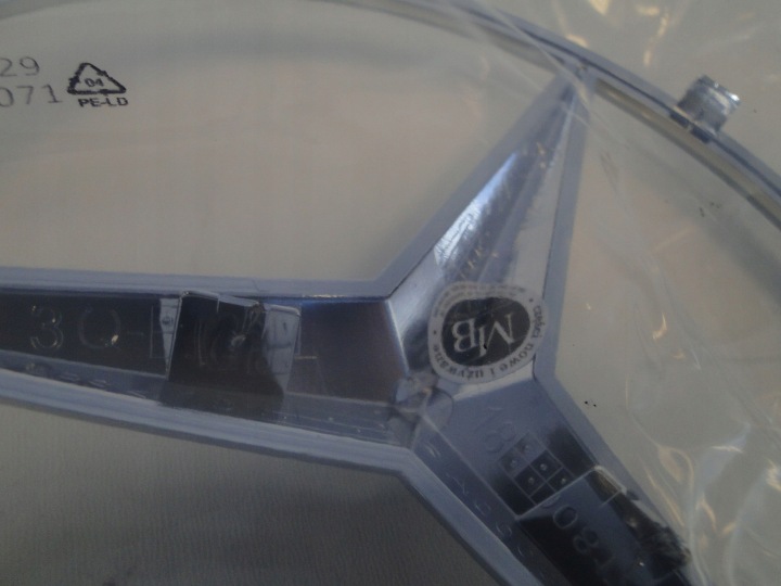 MERCEDES B CLASSE 242 W242 ÉTOILE EMBLÈME DANS GRILLE
