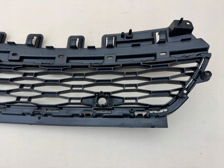 RANGE ROVER SPORT L461 22R- GRILLE CENTRALE PARE-CHOCS AVANT N9X2-8A133-A
