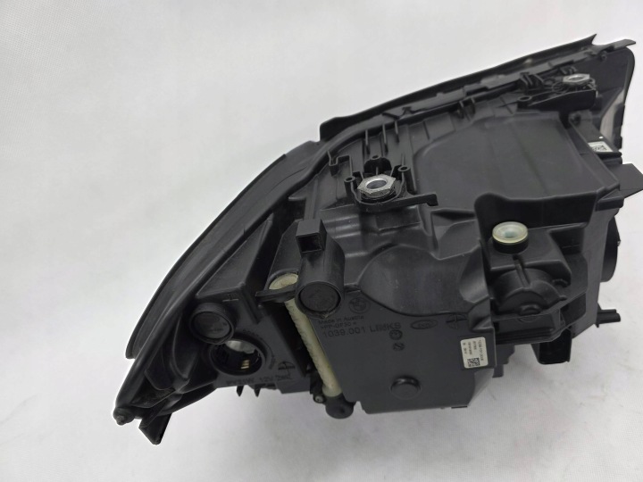 BMW 5 G30 G31 PHARE AVANT AVANT GAUCHE COMPLET LED EUROPE 7439199